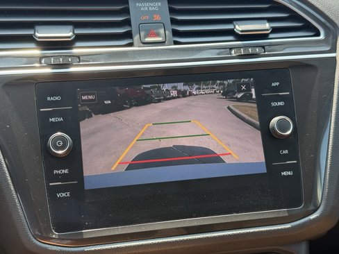 Used 2019 Volkswagen Tiguan SEL image 21
