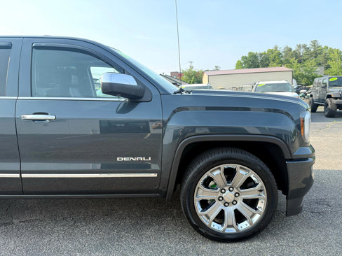 Used 2018 GMC Sierra 1500 Denali w/ Denali Ultimate Package image 16