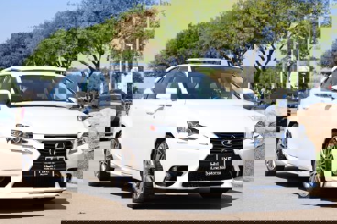 Used 2014 Lexus IS 250 image 2