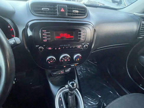 Used 2016 Kia Soul image 16