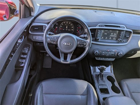 Used 2017 Kia Sorento EX image 16