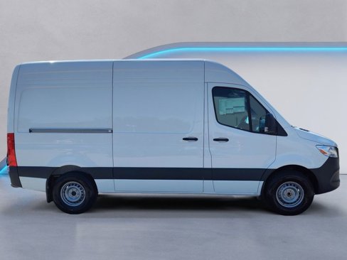 New 2024 Mercedes-Benz Sprinter 2500 image 3
