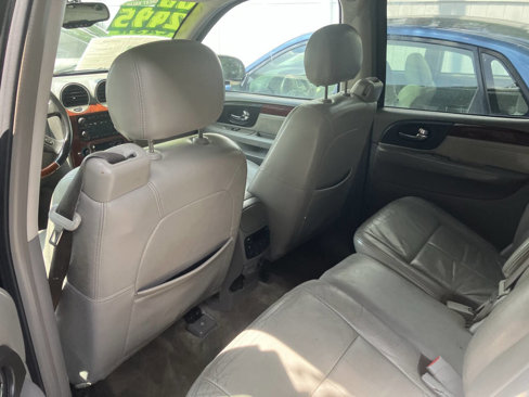 Used 2006 GMC Envoy XL Denali image 11