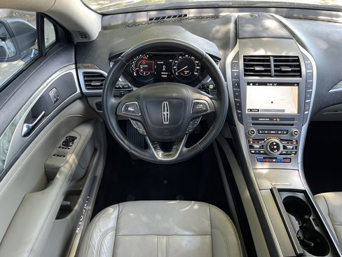Used 2017 Lincoln MKZ Reserve w/ Technology Package image 17
