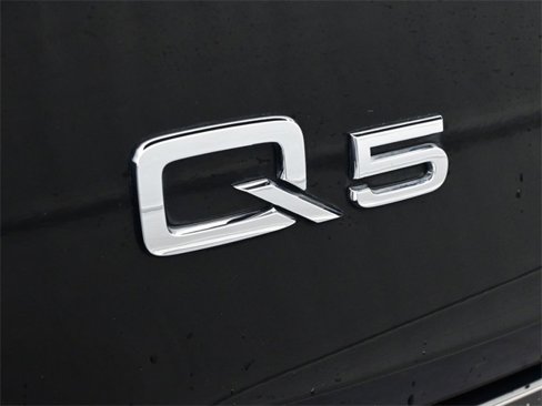 Used 2024 Audi Q5 2.0T Premium image 10