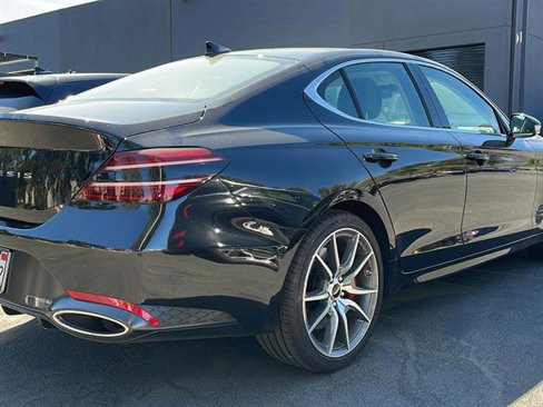 Used 2025 Genesis G70 2.5T image 2