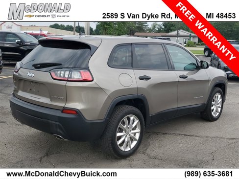 Used 2019 Jeep Cherokee Sport w/ Cold Weather Group image 4