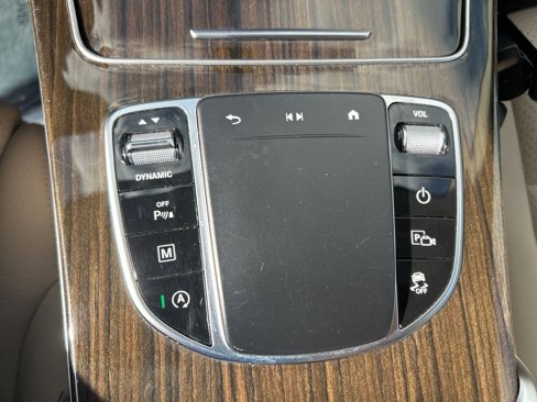 Used 2021 Mercedes-Benz GLC 300 image 42