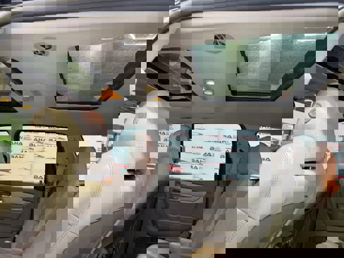 Used 2017 Chevrolet Traverse LT image 36