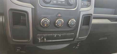 Used 2014 RAM 1500 Express image 33