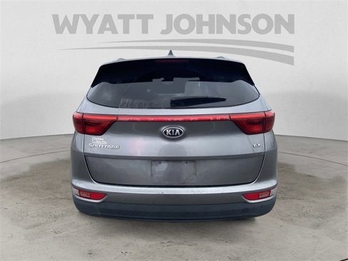 Used 2018 Kia Sportage EX image 8