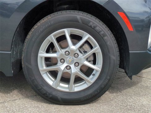 Used 2023 Chevrolet Equinox LT image 11