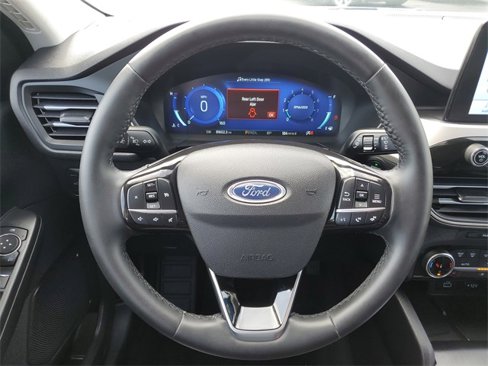 Used 2022 Ford Escape SEL w/ Technology Package image 29