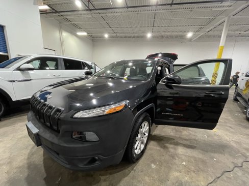 Used 2016 Jeep Cherokee Latitude image 28