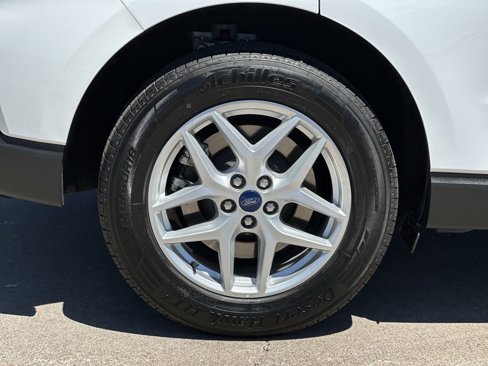 Used 2022 Ford Edge SEL image 32