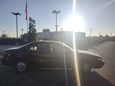 Used 2000 Buick Century Limited w/ 2000 Special Edition Pkg image 8