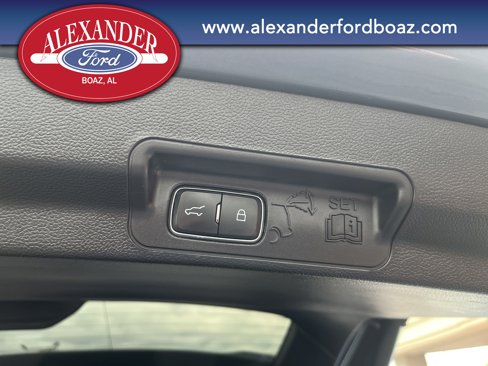 Used 2021 Ford Explorer XLT w/ Equipment Group 202A image 22