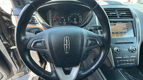 Used 2019 Lincoln MKC Reserve image 17