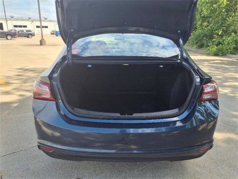 Used 2022 Chevrolet Malibu LT image 23