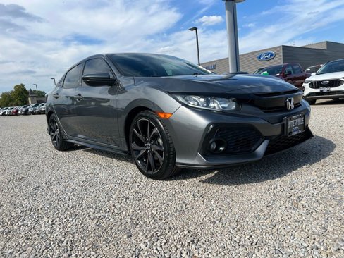 Used 2017 Honda Civic Sport image 2