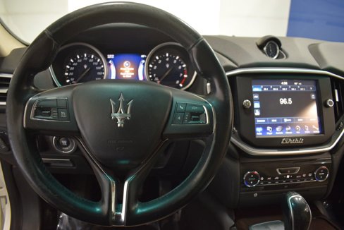 Used 2014 Maserati Ghibli image 10
