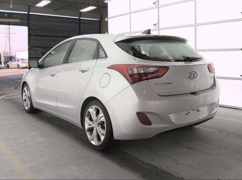 Used 2013 Hyundai Elantra GT w/ Tech Pkg image 4