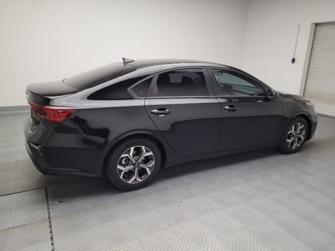 Used 2019 Kia Forte LXS image 10