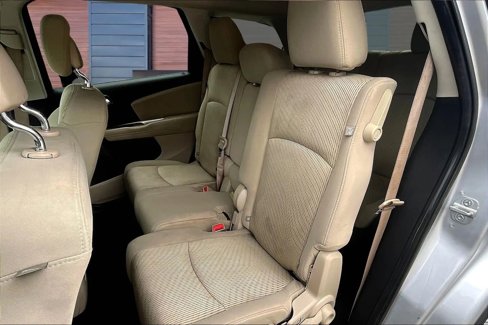 Used 2014 Dodge Journey SXT w/ Flexible Seating Group image 23