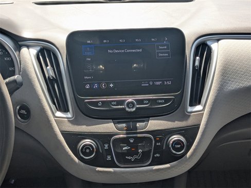 Used 2023 Chevrolet Malibu LS image 16