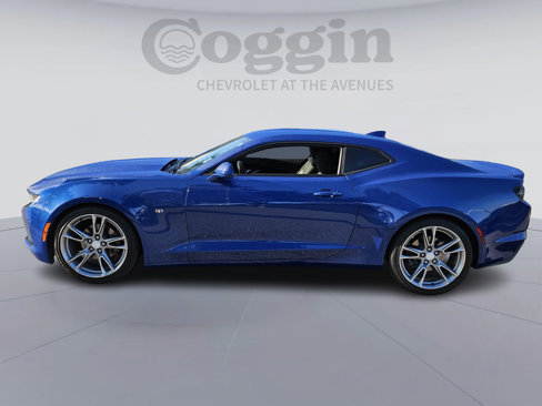 Used 2019 Chevrolet Camaro LT w/ RS Package image 3