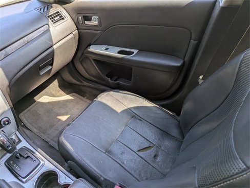 Used 2010 Mercury Milan Premier image 15