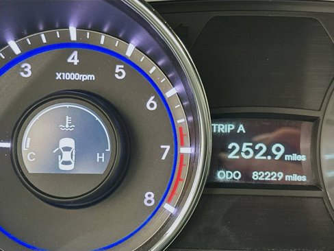 Used 2011 Hyundai Sonata GLS image 12