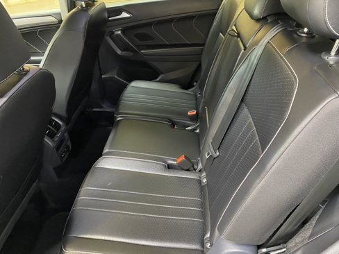 Used 2024 Volkswagen Tiguan SE image 22