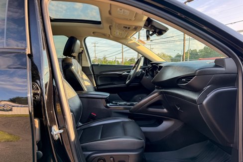 Used 2021 Buick Envision Essence w/ Sport Touring Package image 8