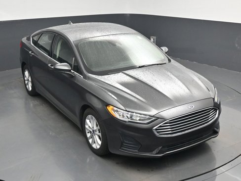 Used 2019 Ford Fusion SE image 28