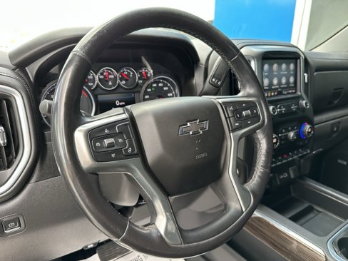 Used 2021 Chevrolet Silverado 1500 LT Trail Boss w/ Convenience Package II image 26