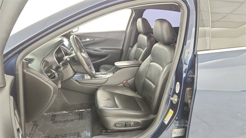 Used 2019 Chevrolet Malibu LT w/ Leather Package image 13