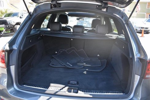 Used 2021 Mercedes-Benz GLC 300 4MATIC w/ AMG Line image 34