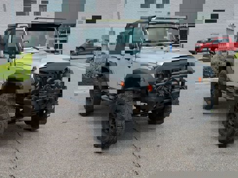Used 2007 Jeep Wrangler X image 2