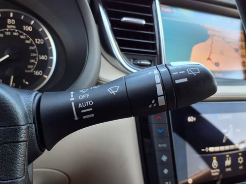 Used 2019 INFINITI QX50 Essential w/ Premium Heat Package image 19
