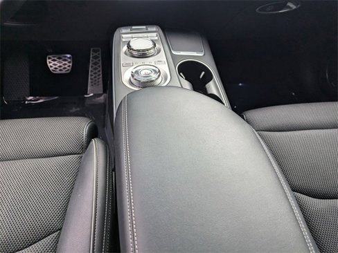 Used 2023 Genesis GV70 2.5T Sport Prestige w/ Sport Prestige Package image 18