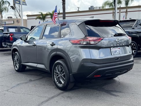 Used 2021 Nissan Rogue S image 3