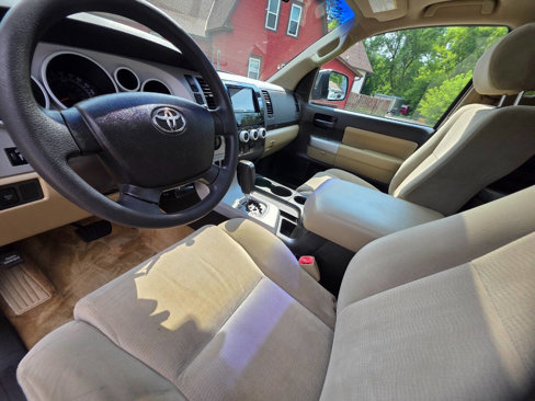 Used 2008 Toyota Sequoia SR5 image 9