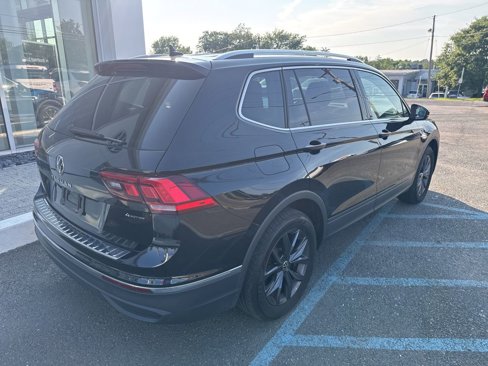 Used 2022 Volkswagen Tiguan SE image 7