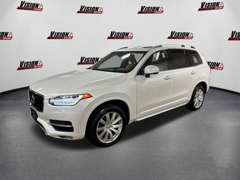Used 2017 Volvo XC90 T6 Momentum w/ Vision Package image 1