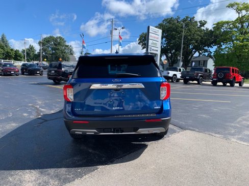 Used 2020 Ford Explorer XLT w/ Equipment Group 202A image 7