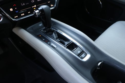 Used 2018 Honda HR-V EX image 24