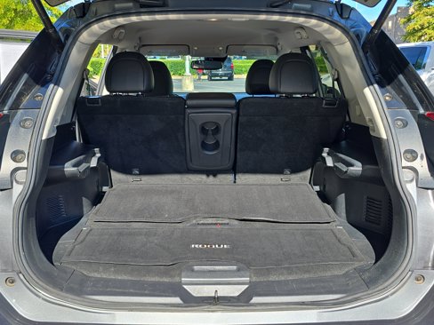 Used 2019 Nissan Rogue SL image 12