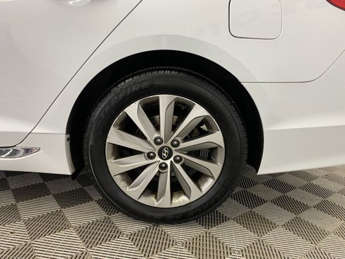 Used 2015 Hyundai Sonata Sport image 16