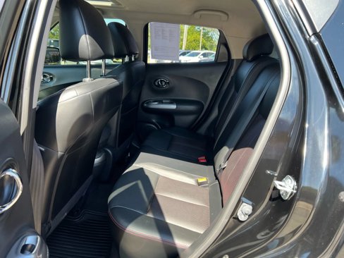 Used 2015 Nissan Juke SL image 25